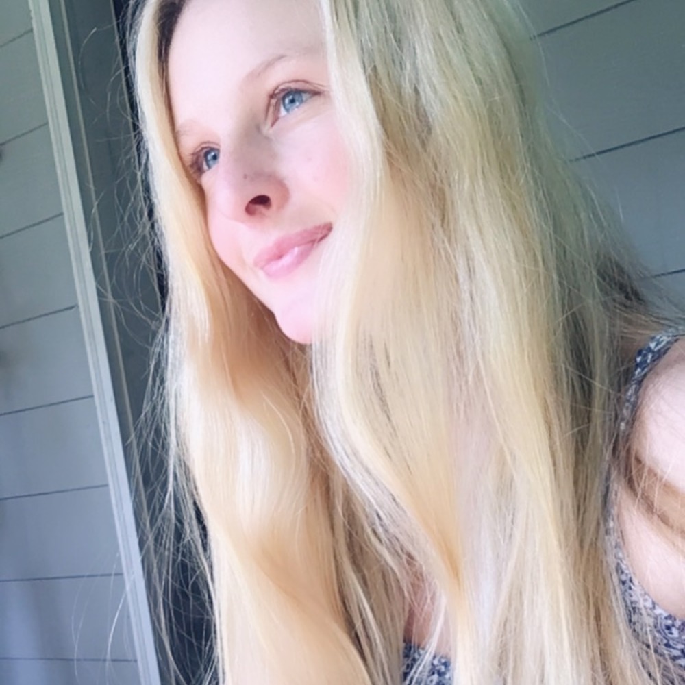 Meet your Posher, Lexi